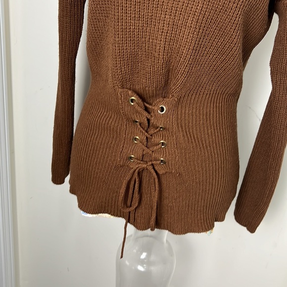 Majora Knit Front Lace Up Brown Sweater Size XL - Picture 5 of 8